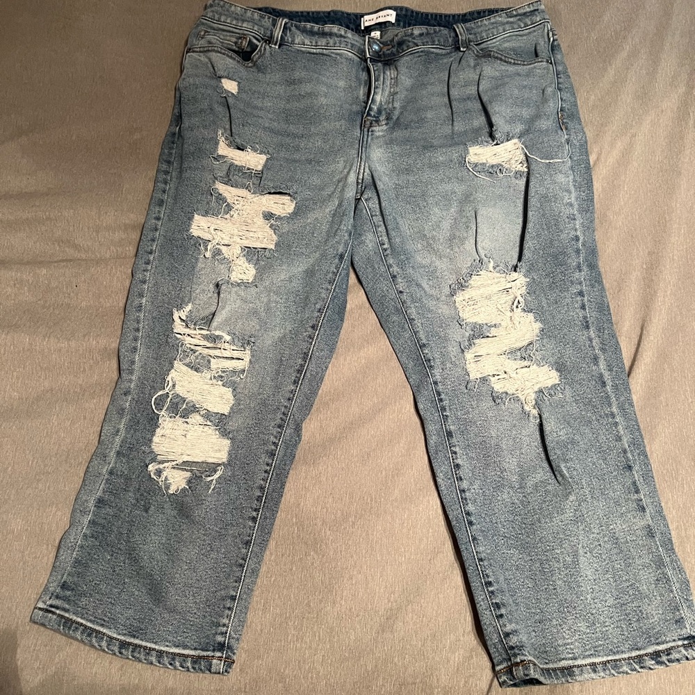Lane Bryant mid-rise boyfriend capri